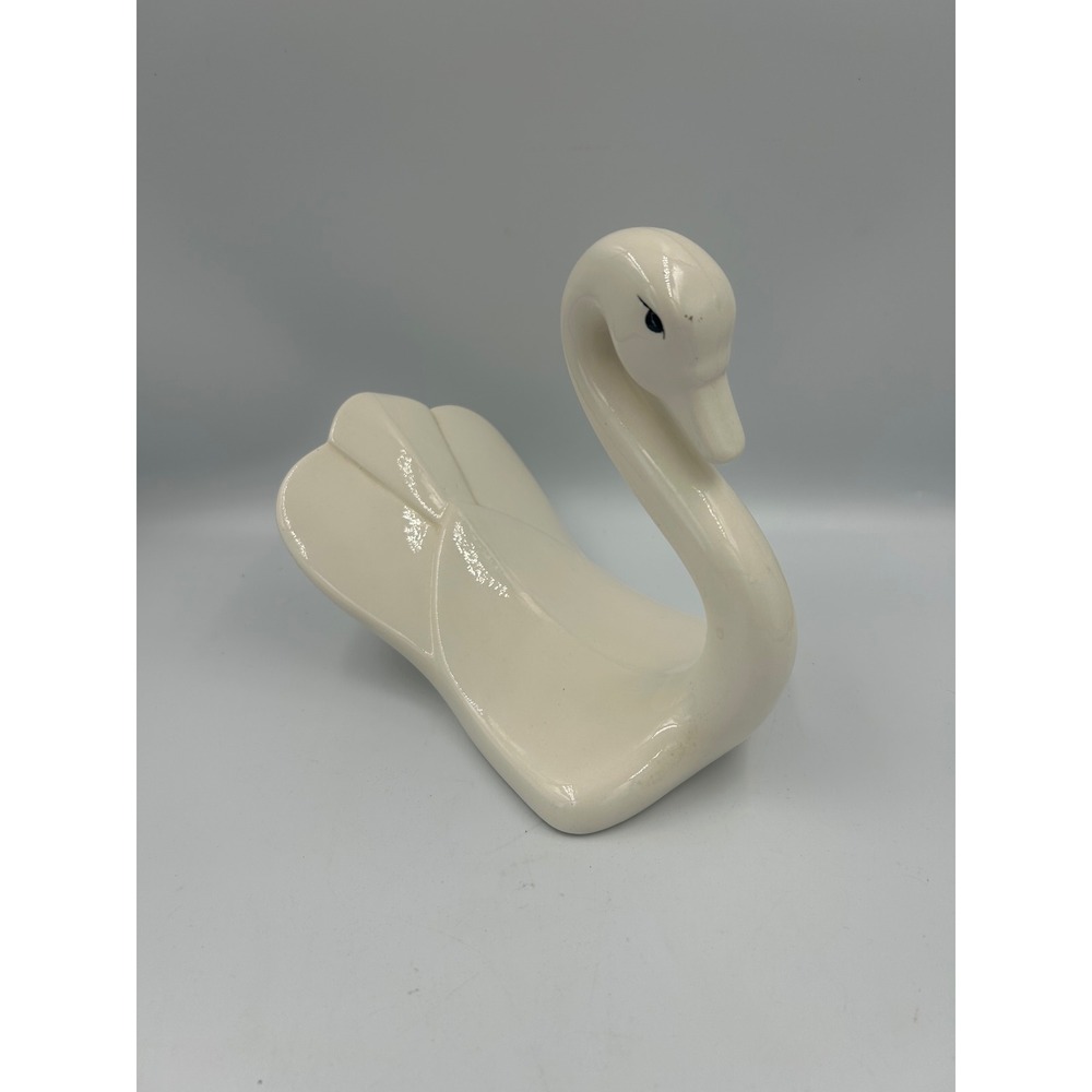Vintage 1980 Ceramic Swan Hand Towel Washcloth Holder Cream Retro Bathroom Decor
